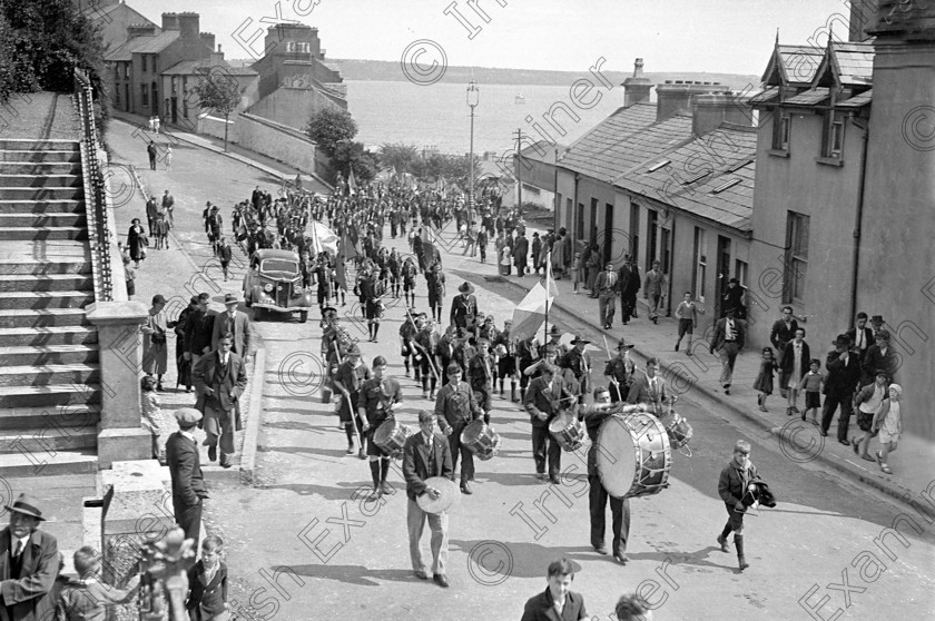 830426 830426 
 For 'READY FOR TARK'
Catholic Boy Scouts rally at Cobh, Co. Cork 22/08/1938 Ref. 209C old black and white scouting CBSI bands