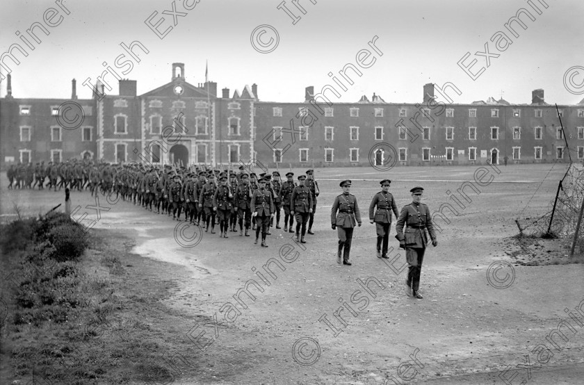 883750 
 For 'READY FOR TARK'
Members of the Irish Free State Army take over a ruined Michael (Collins) Barracks, Old Youghal Road, Cork at the end of the Civil War in 1923 Ref. 1549 old black and white soldiers troops