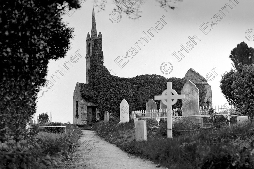 1254433 1254433 
 Templebreedy Church, Crosshaven in 1937 Ref. 521B Old black and white graveyards