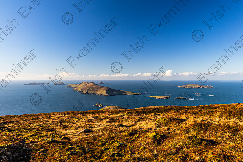 Na BlascaodaÃ­-1251 
 All of the main 6 Blasket Islands west of Dingle Co Kerry with full separation taken from the upper slopes of Mount Eagle.Photo by: Noel O Neill 
 Keywords: Ballyferriter, Blaskets, Coumeenole, Cruach Mharthain, DHC, Mt eagle