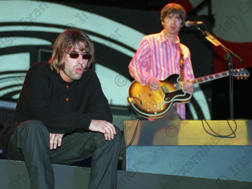 22723 -1371967217 
 OASIS STAR LIAM AND NOEL GALLAGHER ON STAGE AT PAIRC UI CHAOIMH LAST NIGHT.PICTURE DAN LINEHAN