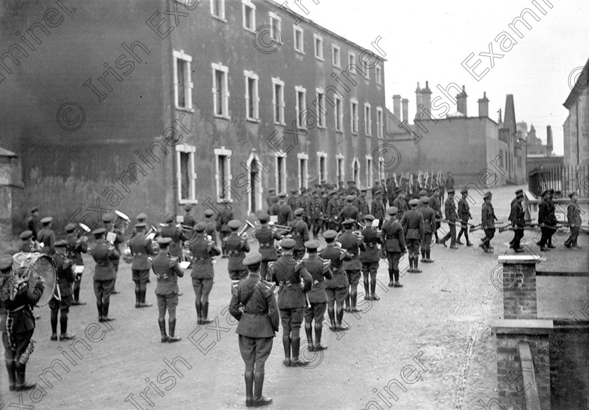 786591 
 For 'READY FOR TARK'
Members of the Irish Free State Army take over a ruined Michael (Collins) Barracks at Old Youghal Road, Cork at the end of the Civil War in 1923 Ref. 1549 old black and white soldiers troops