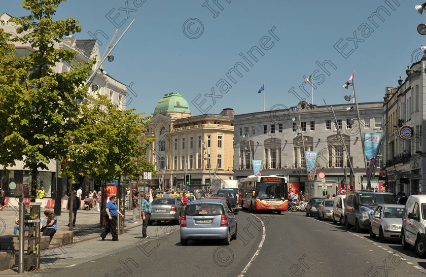 des-Patrick-st-cork-2023923 
 Now & Then Cork Photo collection Picture 01/07/2014 Patrick St. Cork. Picture: Des Barry.