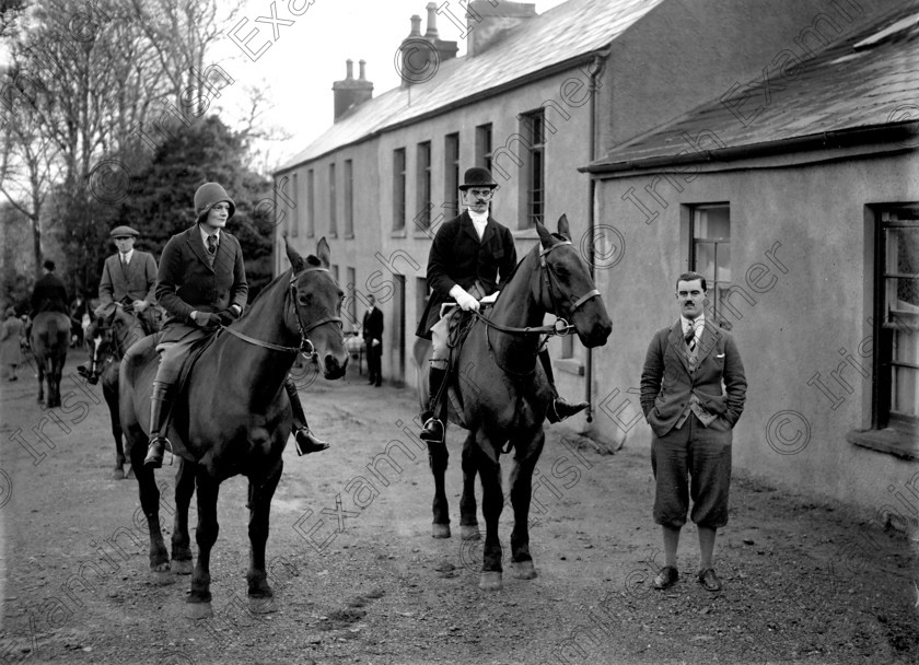 1251680 
 Carbery Hunt meet at Castle Bernard, Bandon. On right is the Earl of Bandon 29/12/1929 Ref. 447A old black and white hunting blood sports