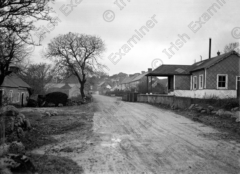 757221 757221-(1) 
 Please archive -
Carriganimma, on the road beteen Macroom and Millstreet, Co. Cork in 1935 Ref. 6B Old black and white villages