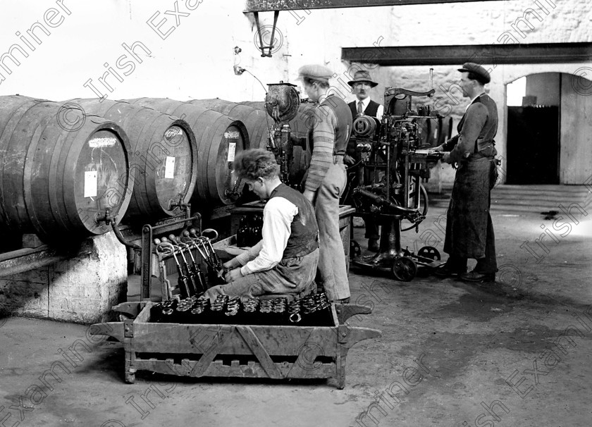 849206 
 For 'READY FOR TARK'
Beamish and Crawford brewery at Bandon, Co. Cork 20/05/1931 Ref. 687A Old black and white breweries alcohol
