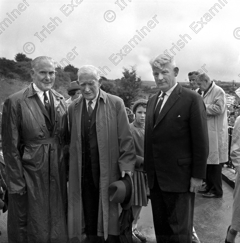 1385085 
 Beal Na Blath August 1963. Ref 974 M. three of six negs.