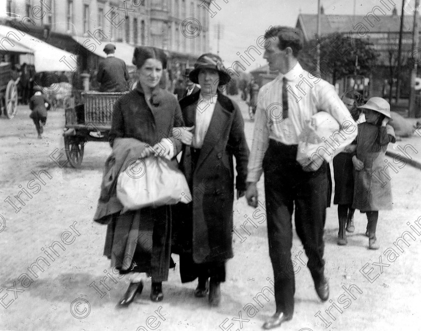 lusitania2 
 Survivors of the sunken liner Lusitania pictured in Cobh shortly after the disaster. (May, 1915) Internal 
 Keywords: Lusitania Cobh